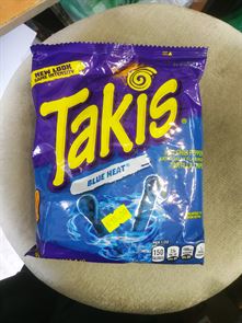 חטיף טאקיס כחול Takis tevame