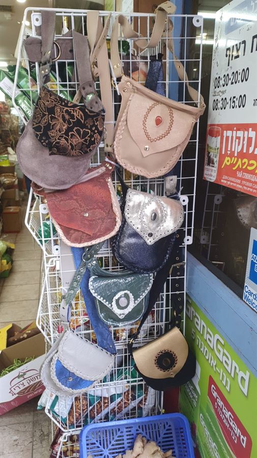 תיקי עור בעבודת יד